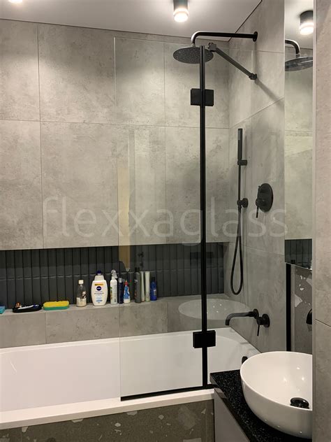 Душевые перегородки из стекла в Новосибирске