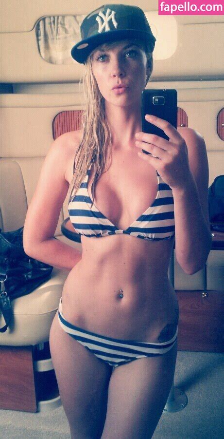 Sarah Domke Sarisommersafari Nude Leaked Photo Fapello