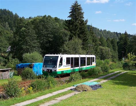 VT32 als VBG83142 in Zwota, 6.8.09. - Bahnbilder.de