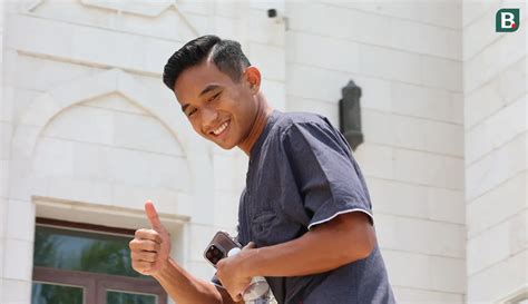 Foto Mengikuti Skuad Timnas Indonesia U Jumatan Di Masjid Al Serkal