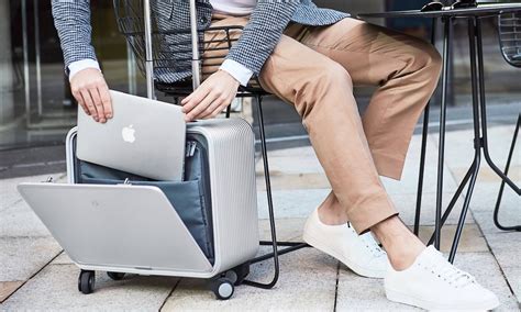 Useful travel gadgets for those urgent post-pandemic flights » Gadget Flow