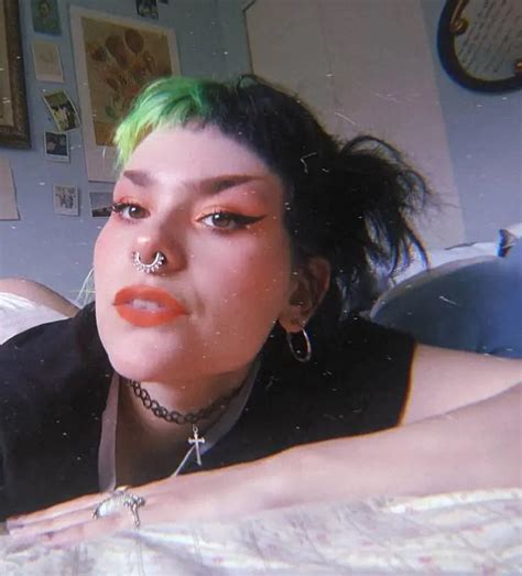 Grab My Pigtails And Fuck Me In The Ass Scrolller