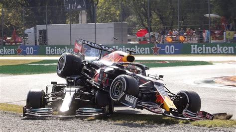 El Accidente De Verstappen Y Hamilton Le Sirve En Bandeja Un Doblete