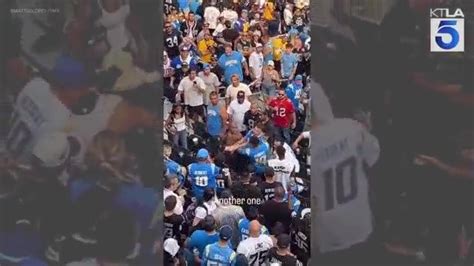 Video Fans Throw Punches In Intense Fight At Los Angeles Chargers Game