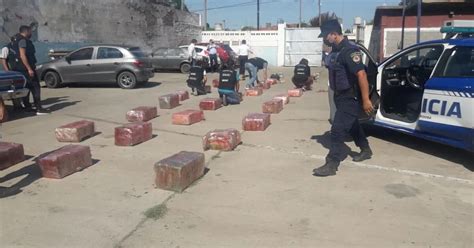 Córdoba buscaban autos robados y de casualidad hallaron un