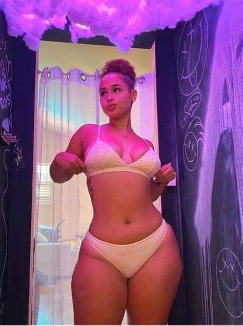 New Hot Sexy Janae Michelle Bikini Pics