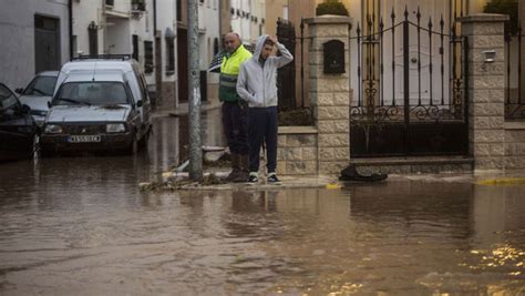 Inondations En Espagne Un Nouveau Bilan Fait état De Six Décès