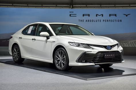 เปิดตัวรถใหม่ New Toyota Camry ปรับโฉม 2022 ในไทย ราคาเริ่ม 1475000