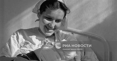 Мать с ребёнком | РИА Новости Медиабанк