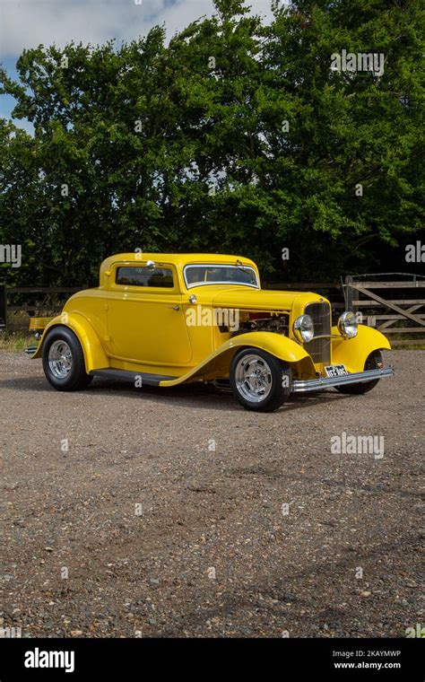 Ford Window Hot Rod Stock Photo Alamy
