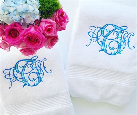 Monogrammed Bath Towel - Etsy