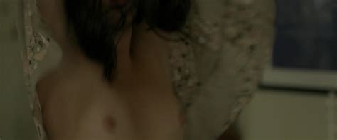 Naked Emma Lung In Crave