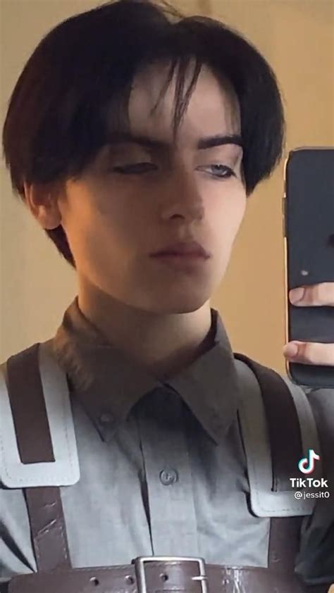 Levi Ackerman By Jessit0 On Tiktok Video In 2021 Levi Cosplay