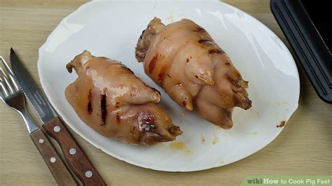 4 Ways to Cook Pig Feet - wikiHow