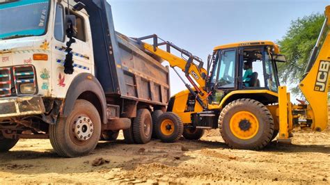 Jcb Dx Backhoe Loading Murrum And Mud In Tata Ex Truck And Tipper