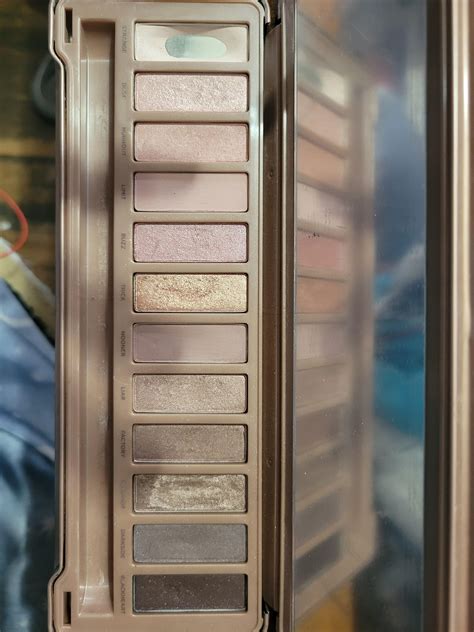 Turns Out There S Only One Color In UD Naked 3 That My Friend Isn T Allergic To So She S