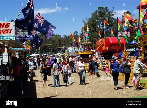 Fairground Sideshow Hi Res Stock Photography And Images Alamy