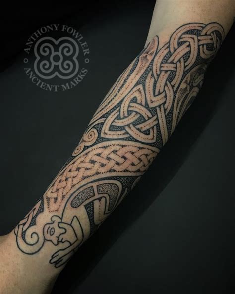 Celtic Leg Tattoos For Men