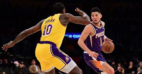 Devin Booker, Suns dominate short-handed Lakers | GMA News Online