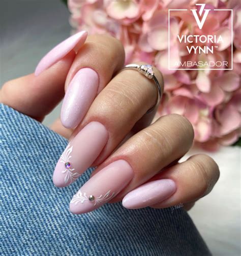 Inspiracji Na Paznokcie Nude Wzory