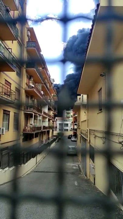 Incendio Zona Sud Messina Video Dailymotion