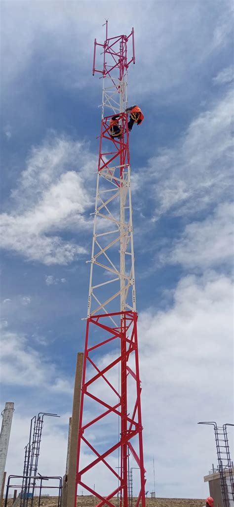 Communication Equipment Rooftop Steel Galvanized Antenna Tower