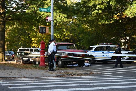 Bicyclist Fatally Struck By Tractor Trailer In Brooklyn Amnewyork