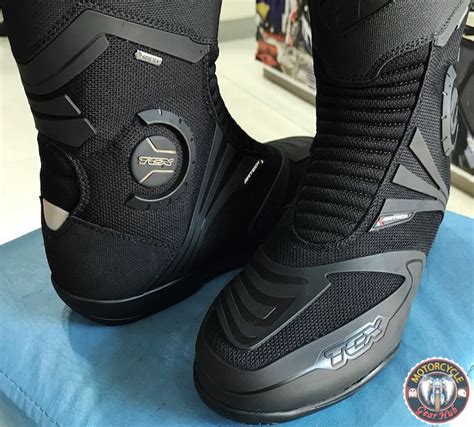 Best Cruiser Motorcycle Boots 2021 | Reviewmotors.co