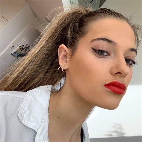 Starlet Arcade Hot Taya Brooks