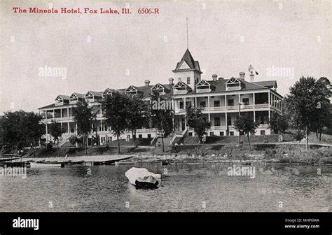 Mineola Hotel, Fox Lake, Illinois, USA Stock Photo - Alamy