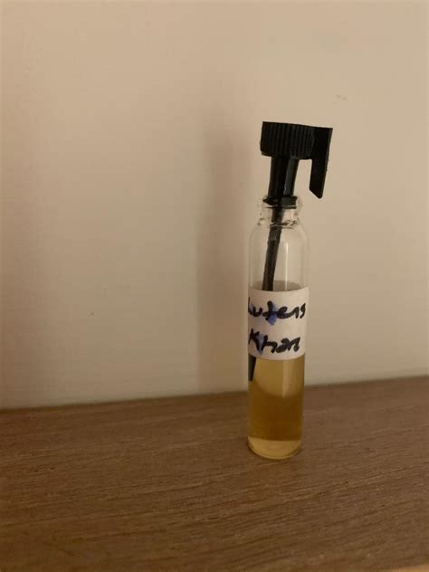 Muscs Koublai Khan Serge Lutens perfume - a fragrance for women and men ...