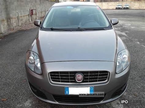 Fiat Croma Multijet V Dpf Automatic Emotion Car Photo And