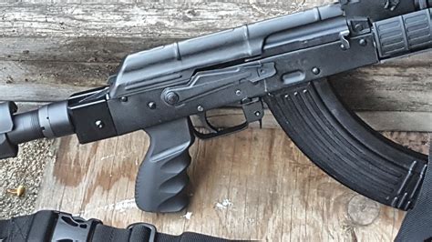 Polish Beryl Gen 2 Grip Wscrew