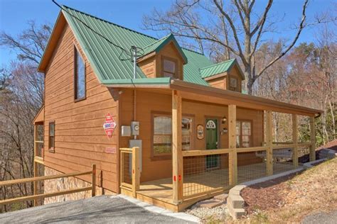 Gatlinburg Cabins With Hot Tubs In The Smoky Mountains Smoky Mountain