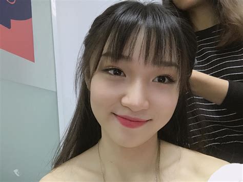 Facebook Hot Streamer Hoa Nhật Huỳnh