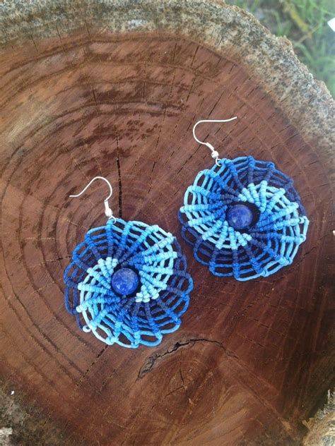 Les boucles d oreilles spirale macramé bleu colorchanging Etsy Spiral