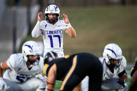 IC West vs Liberty is a battle for Iowa high school football supremacy