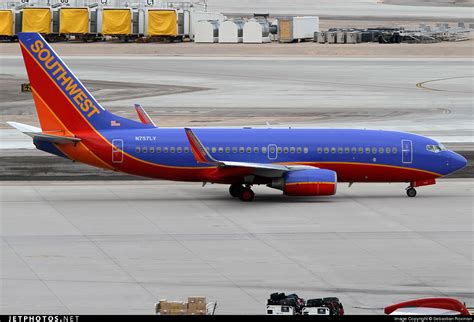 N Lv Boeing H Southwest Airlines Sebastian Roxman Jetphotos