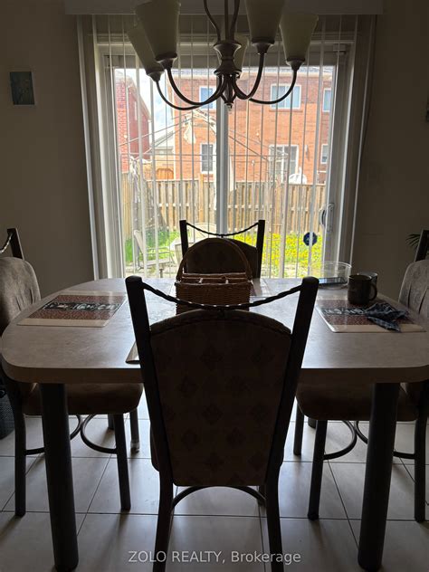 Explaining the historic development of Huntington Drive 22