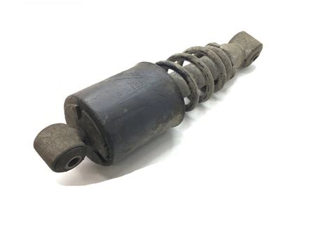 81417226090 85417226011 85417226019 Cabin Shock Absorber Rear L R MAN