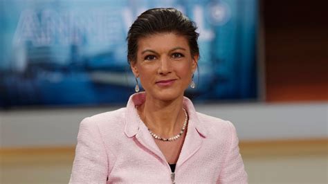 Krieg In Der Ukraine Sahra Wagenknecht Gesteht Irrtum Bei Russland Ein