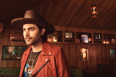 Singer/Songwriter Niko Moon signs to RCA Nashville - Music Connection