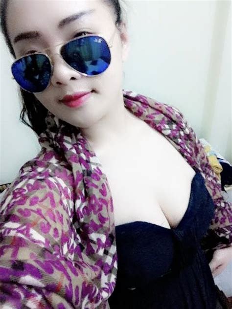 Cao Giang Nude Pics Page