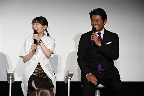 （写真）伊藤沙莉＆中島健人、織田裕二を“あだ名”呼び「“リビレジェ”と」 ドラマ ニュース ｜クランクイン！