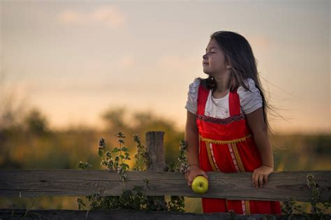Донская красавица | Scenes, Country primitive, Photo