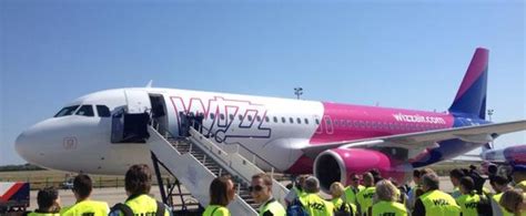 Novi Izgled Aviona Kompanije Wizz Air Tango Six