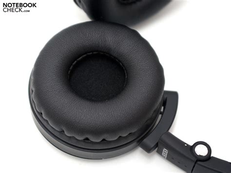 Review AKG K 830 BT Bluetooth Headset - NotebookCheck.net Reviews