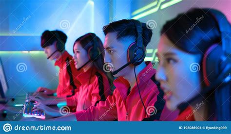 Pro Cyber Sport Gamers Team Stock Photo Image Of Cybersport Sport