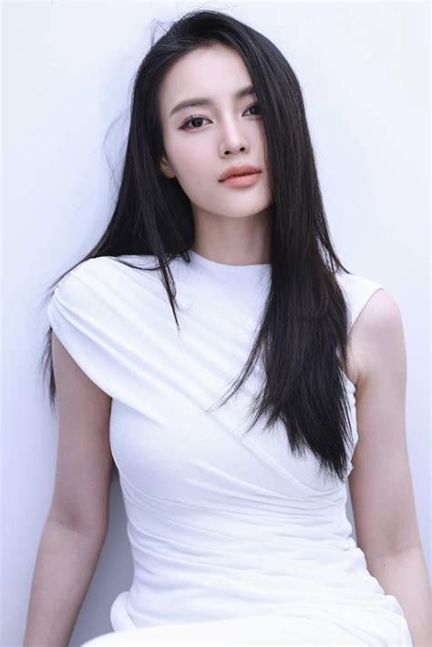 Hình ảnh Ninh Dương Lan Ngọc bikini sexy xinh đẹp