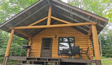 Cozy Lakeside Retreat In An Authentic Log Cabin Off Grid Path